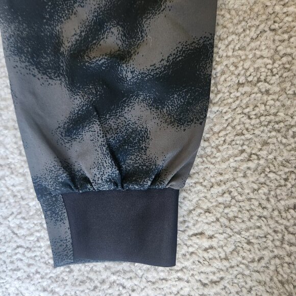 Under Armour Unstoppable Joggers Pants Black Camo Mens  1352027-010 $100 Small - Picture 6 of 11